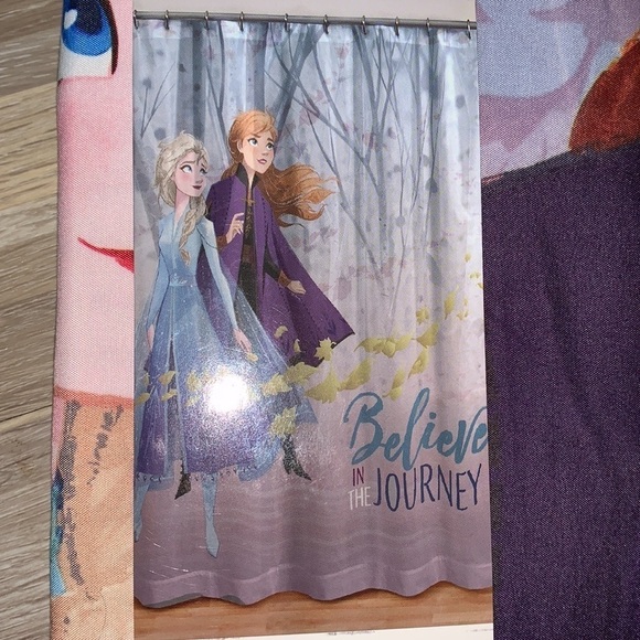 DISNEY frozen 2 shower curtain - Picture 2 of 3